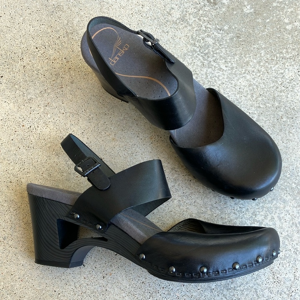 Dansko Black Leather Thea Ankle Strap Clogs, 40